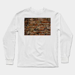 Bricks in the wall Long Sleeve T-Shirt